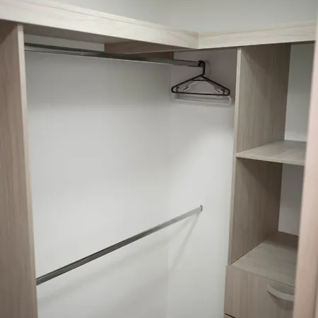 Apartamento Cerca Al Aeropuerto