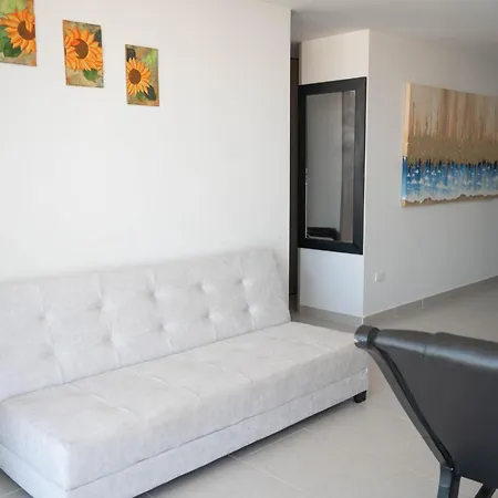Apartamento Cerca Al Aeropuerto