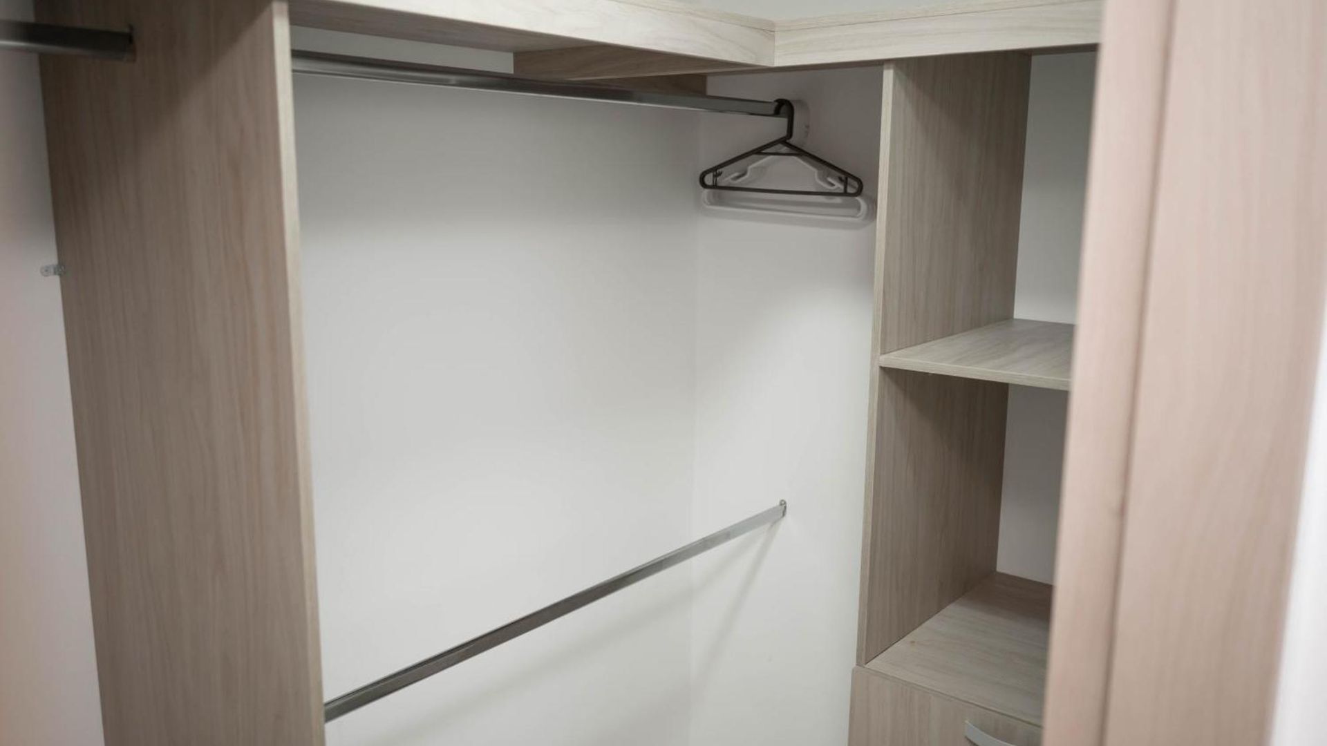 Apartamento Cerca Al Aeropuerto