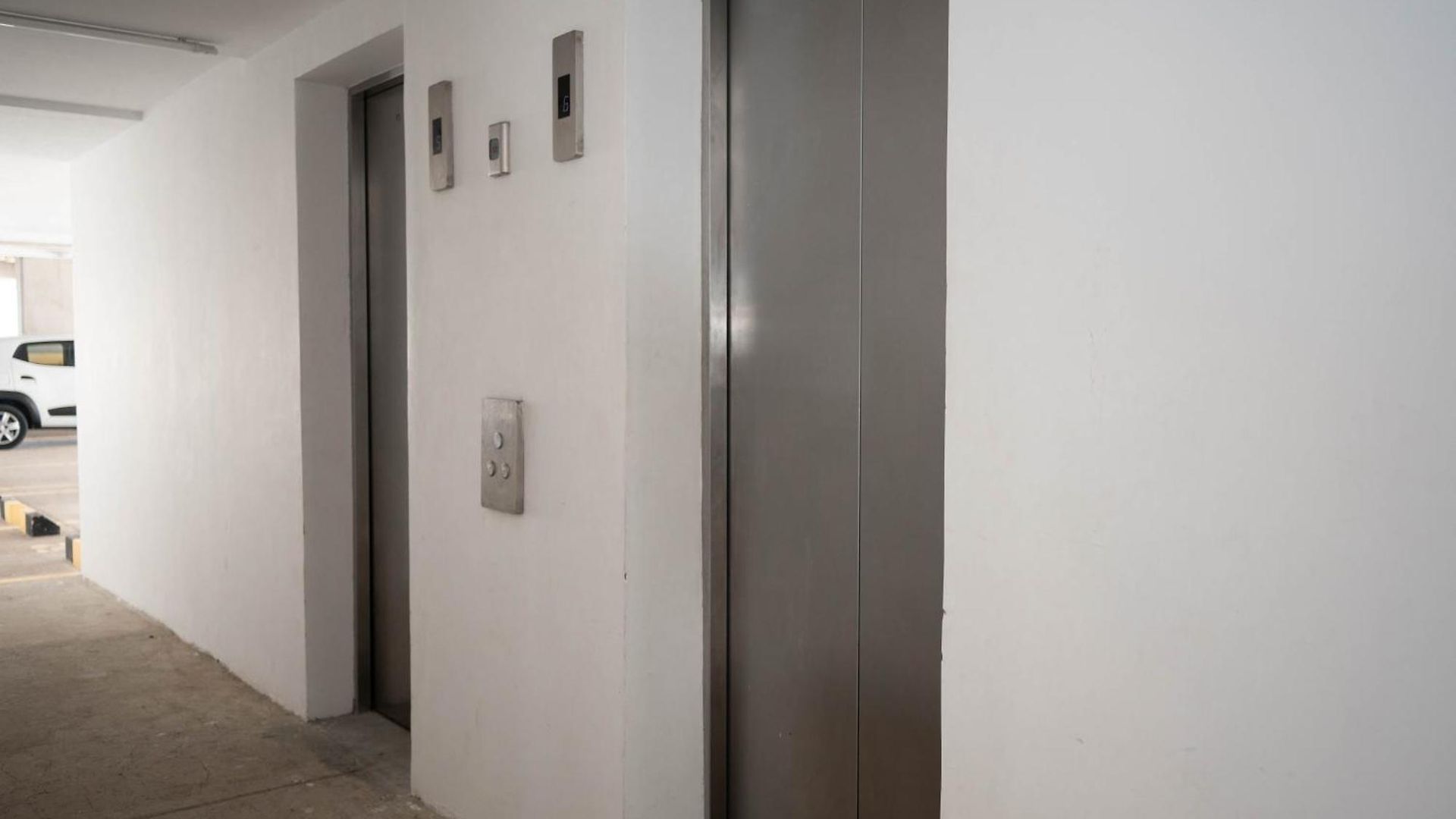 Cerca Al Aeropuerto Apartamento