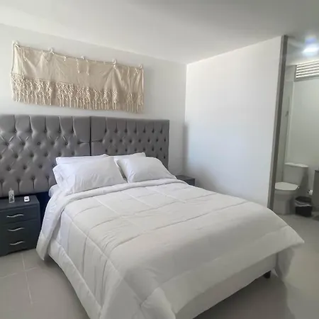 Cerca Al Aeropuerto Apartamento *