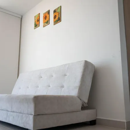 Apartamento Cerca Al Aeropuerto
